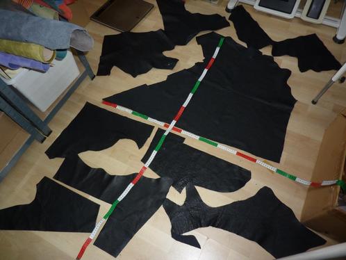 Dik zwart nr 1 soepel echt leer rundleer, Hobby en Vrije tijd, Stoffen en Lappen, Nieuw, Leer of Kunstleer, 30 tot 120 cm, 30 tot 200 cm