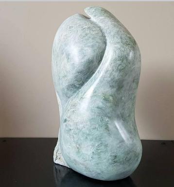 Non dualiteit , groen speksteen beeld 14 x 8,5 x 25,5 cm    beschikbaar voor biedingen