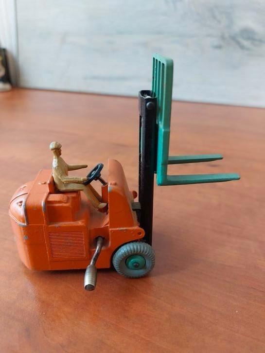 COVENTRY CLIMAX VORKHEFTRUCK, Hobby en Vrije tijd, Modelauto's | Overige schalen, Auto, Ophalen of Verzenden