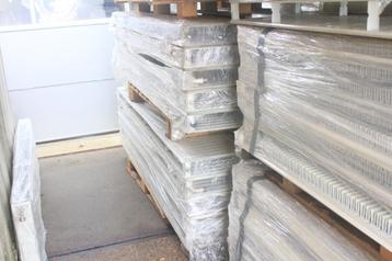 Horizontale paneelradiator H50 x L210 x D10 cm wit - type 20 beschikbaar voor biedingen