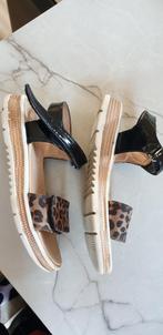 Sandalen met panter en lak afwerking, Ophalen of Verzenden, Gebruikt, Meisje, Overige typen