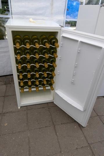 Koelkast - TWEE KOELKASTEN - feest koeling drank beschikbaar voor biedingen
