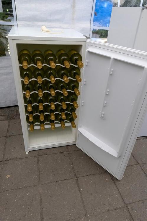 Koelkast - TWEE KOELKASTEN - feest koeling drank, Witgoed en Apparatuur, Koelkasten en IJskasten, Gebruikt, Zonder vriesvak, Minder dan 75 liter