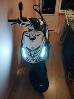 Zipp 2000 172cc op brom, Fietsen en Brommers, Scooters | Piaggio, Ophalen of Verzenden, Zo goed als nieuw, Tweetakt, Zip