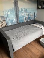 Bedbank Dennis van Woood + optionele kasten-Netjes, Huis en Inrichting, Ophalen, Zo goed als nieuw, Eenpersoons, Hout