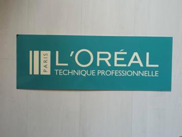 L'Oréal Technique Professionnelle Reclamebord beschikbaar voor biedingen