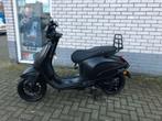 DIKKE VESPA SPRINT S 45KM BROM MAT ZWART BJ2019 8000KM 4-T