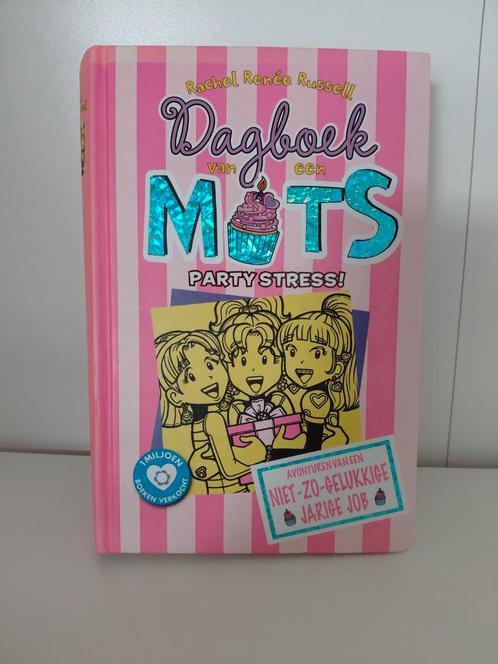 Rachel Renée Russell - Partystress!, Boeken, Kinderboeken | Jeugd | 10 tot 12 jaar, Gelezen, Fictie, Ophalen of Verzenden