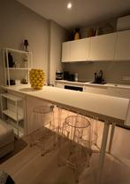 Custom made tafel waar een droger of wasmachine in kwijt kan, Ophalen, Overige materialen, Wit, Overige typen