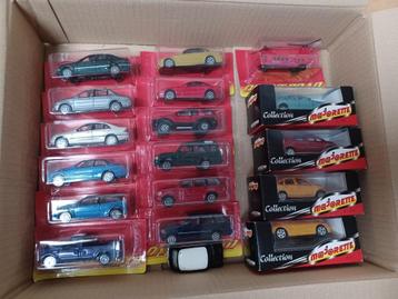 17 modelauto's  beschikbaar voor biedingen