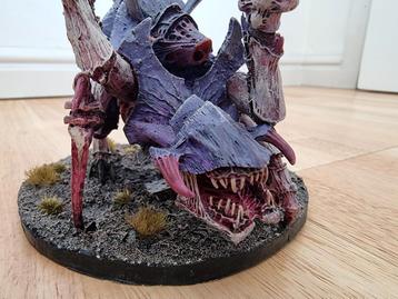 Scythed Hierodule beschikbaar voor biedingen