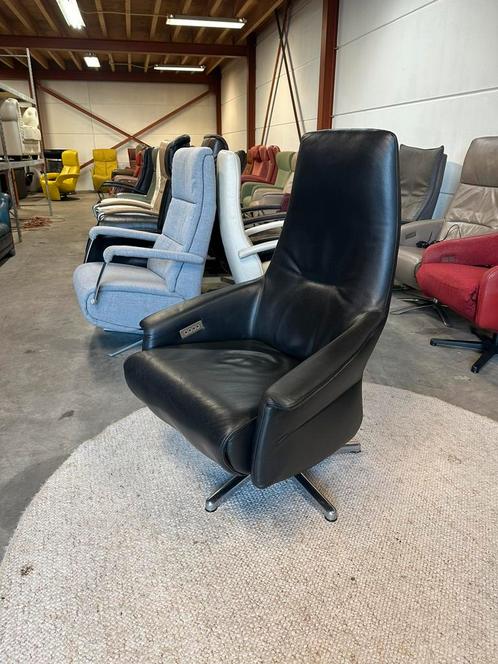 Relaxfauteuil , zwarte leren design relax fauteuil Z.G.A.N, Huis en Inrichting, Fauteuils, Zo goed als nieuw, Leer, 75 tot 100 cm
