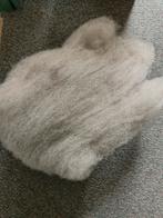 Geklaarde wol. Grijs gemêleerd. € 3,50 per 75 gram, Ophalen of Verzenden, Nieuw, Spinwol