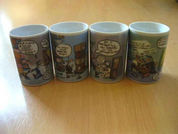 4 mokken met stripverhaal Hein de Kort, Overtoom den Dolder, Verzamelen, Stripfiguren, Zo goed als nieuw, Gebruiksvoorwerp, Overige figuren