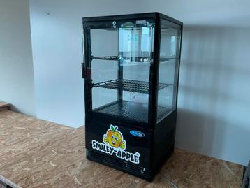 gebruikte mini koelkast / vitrine koelkast / balie koelkast beschikbaar voor biedingen