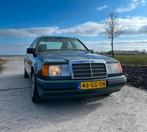 Mercedes 230 E W124 1989 – Klassieke Benz | Liefhebbersauto, Auto's, 1360 kg, Achterwielaandrijving, 680 kg, 4 cilinders
