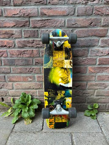 Sector 9 longboard 66.5 cm beschikbaar voor biedingen