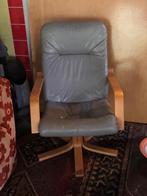 Leren draaifauteuil met houten frame, Ophalen of Verzenden, Gebruikt, Hout, 75 tot 100 cm