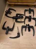 Oude deurkrukken bakeliet+verschillende stopcontacten, Ophalen, Gebruikt, Overige materialen, Overige typen