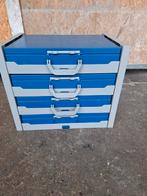 Assortimentskoffer in kast, Huis en Inrichting, Ophalen, Minder dan 50 cm, Gebruikt, Meerdere deuren