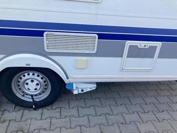 Caravan mover Reich 1600-2300kg icl. Montage  beschikbaar voor biedingen