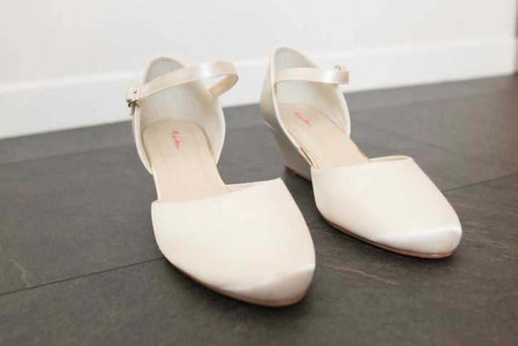 Trouwschoenen, maat 40, Kleding | Dames, Trouwkleding en Trouwaccessoires, Gedragen, Schoenen, Wit, Ophalen of Verzenden
