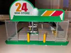 Zuru Mini Brands 7-Eleven Winkel, Ophalen of Verzenden, Zo goed als nieuw, Jongen of Meisje