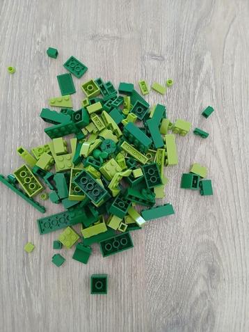 Lego groen beschikbaar voor biedingen