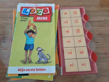 Mini loco met 8 boekjes beschikbaar voor biedingen