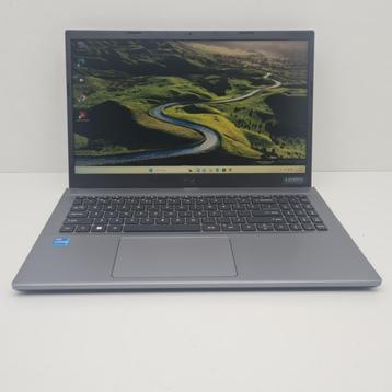 Acer Extensa I3 1215U  8GB RAM 512GB SSD 15inch beschikbaar voor biedingen