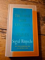Sogyal Rinpoche - Het Tibetaanse boek van leven en sterven, Boeken, Esoterie en Spiritualiteit, Ophalen of Verzenden, Zo goed als nieuw