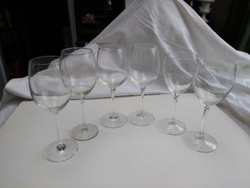 6 hoge WIJNGLAZEN 21-22 cm hoog, mond geblazen kristal beschikbaar voor biedingen