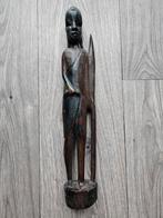 Sculptuur Beeld man met speer houtsnijwerk, Ophalen of Verzenden