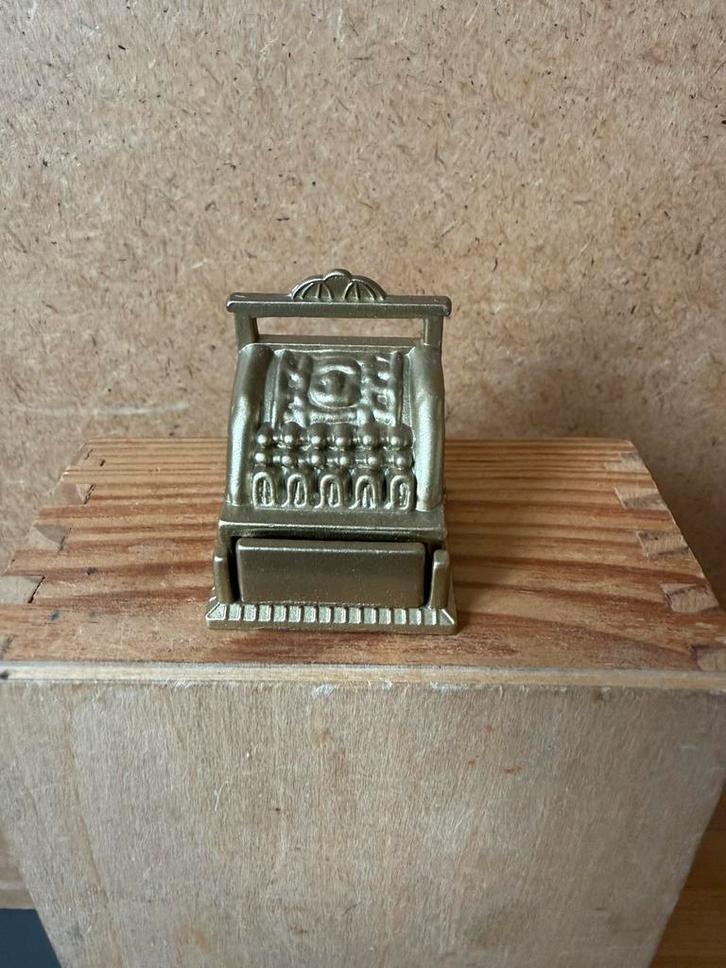 Kassa - hxbxd 3.8x3.3x3.1cm - metaal, Verzamelen, Poppenhuizen en Toebehoren, Zo goed als nieuw, Poppenhuis, Ophalen of Verzenden