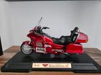 Honda goldwing gl1500 1:10, Hobby en Vrije tijd, Modelauto's | 1:5 tot 1:12, Ophalen, Zo goed als nieuw, Motor