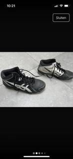 Korfbalschoenen maat 44 - Zeer Goede Staat!, Maat XS of kleiner, Ophalen of Verzenden, Zo goed als nieuw, Schoenen