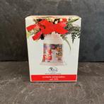 Hutschenreuther Weihnachtsglocke 1996 – Au Château, Diversen, Kerst, Hutschenreuther, Ophalen of Verzenden, Zo goed als nieuw