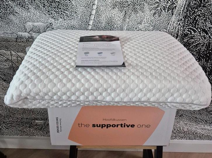 Zo goed als nieuw Swiss Sense The Suportive One kussen, Huis en Inrichting, Slaapkamer | Beddengoed, Zo goed als nieuw, Kussen