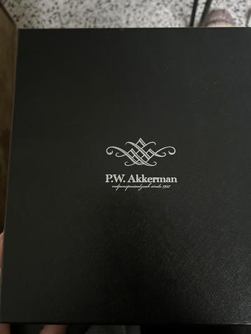 Mont blanc pen met noteboek - nooit gebruikt.  beschikbaar voor biedingen