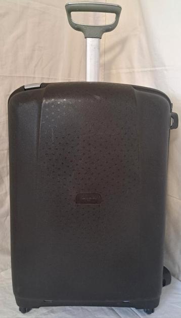 Samsonite Aeris Spinner koffer 4 wielen cijferslot  adres  beschikbaar voor biedingen