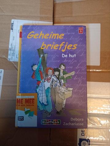 Geheime briefjes - Debora Zachariasse beschikbaar voor biedingen