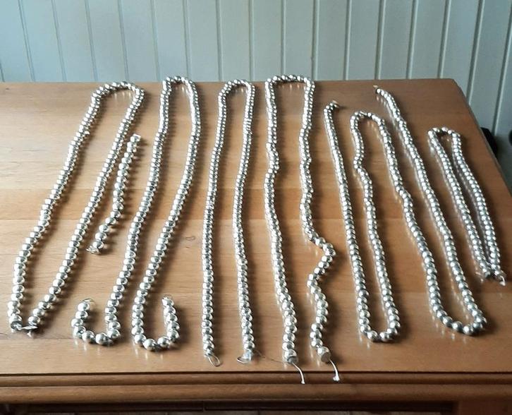 Antieke zilveren kerstslingers, glaskralen in één koop, Diversen, Kerst, Ophalen of Verzenden