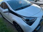 Toyota aygo bj 2021 hele lichte rijdbare schade, Ophalen, Overige kleuren, Benzine, Overige carrosserieën