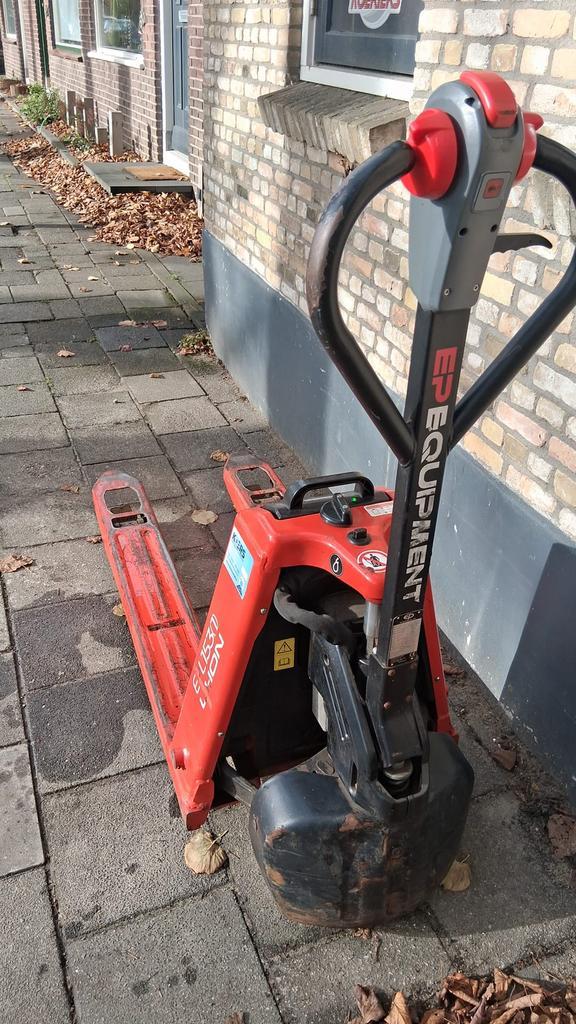 2 x Electrische pompwagen te koop, Doe-het-zelf en Verbouw, Palletwagens en Pompwagens, Zo goed als nieuw, Ophalen of Verzenden