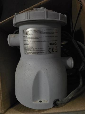 Gratis 1136L Filterpomp - Afhalen! beschikbaar voor biedingen