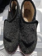 heren zwarten met klittenband sloffen maat 45, Kleding | Heren, Schoenen, Zwart, Ophalen of Verzenden, Zo goed als nieuw, Pantoffels of Sloffen