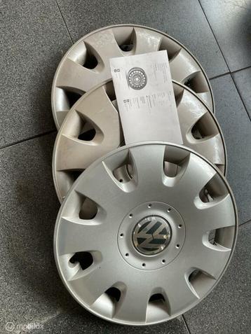 Stalen velgen set incl.wieldeksels VW beschikbaar voor biedingen