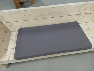 Nieuw waterafstotend over op is op 120x60cm kussen beschikbaar voor biedingen