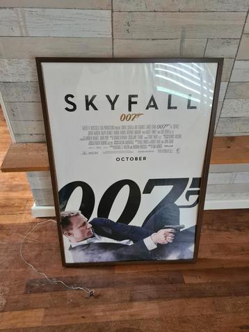 Skyfall 007 Filmposter Ingelijst beschikbaar voor biedingen