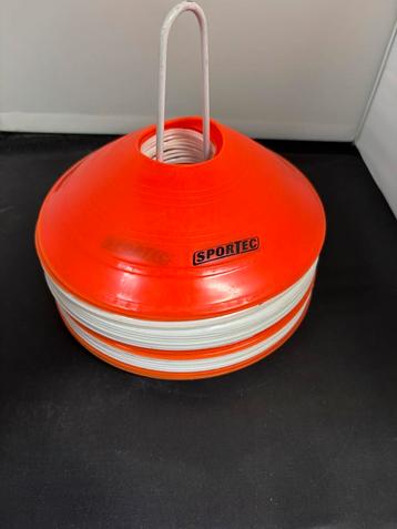 Markerings / Trainingshoedjes beschikbaar voor biedingen